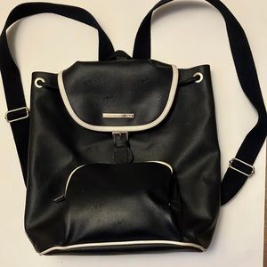 Fila navy blue backpack 14”long.